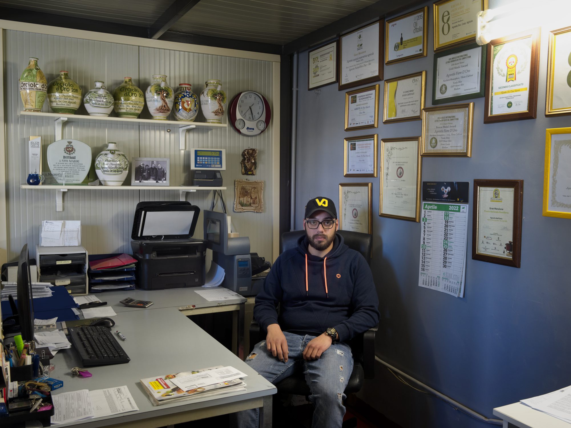 olive groves in buccheri sicily photographer ruud sies